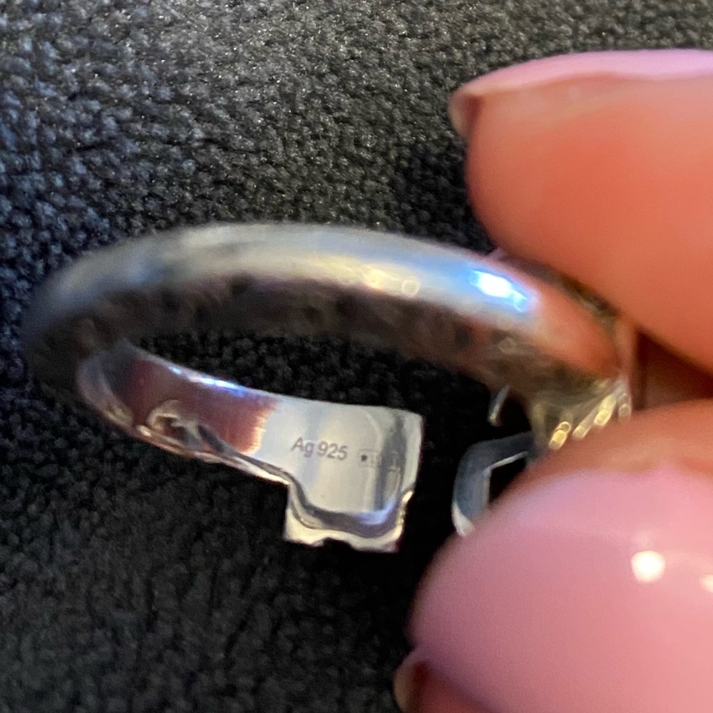 GUCCI DOUBLE G KEY RING - Picture 6 of 7